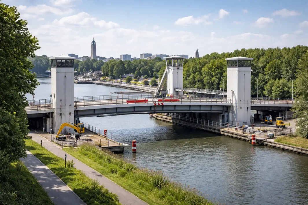 Demkabrug in Utrecht tijdelijk afgesloten voor onderhoud
