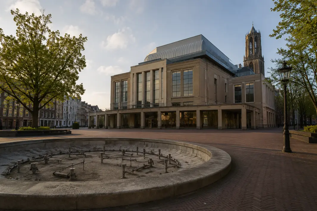 Initiatief voor herstel van fontein bij Stadsschouwburg in Utrecht